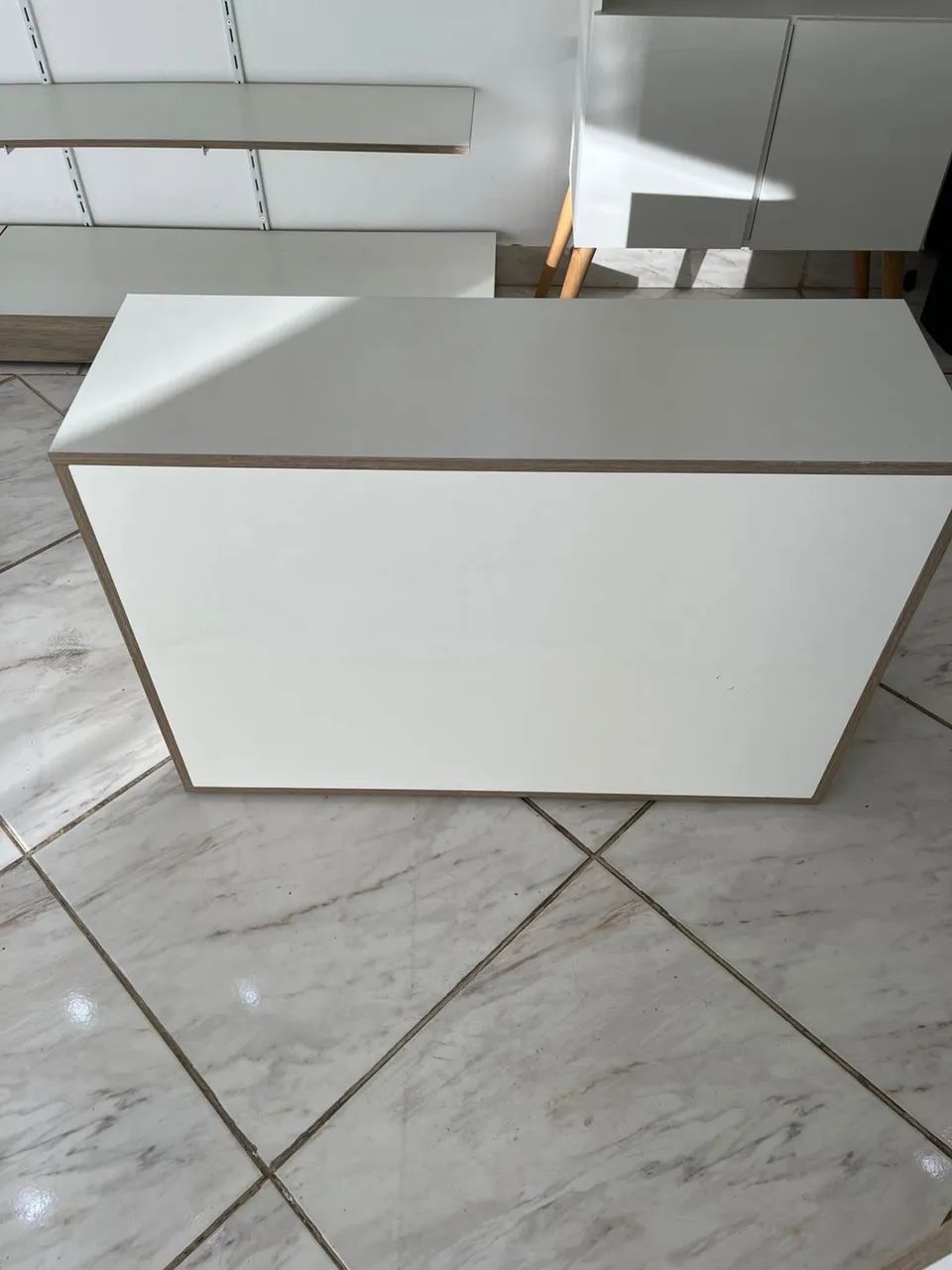 Expositor em madeira MDF