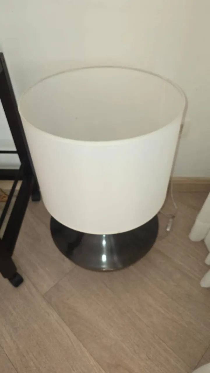 Abajur novo marrom e branco