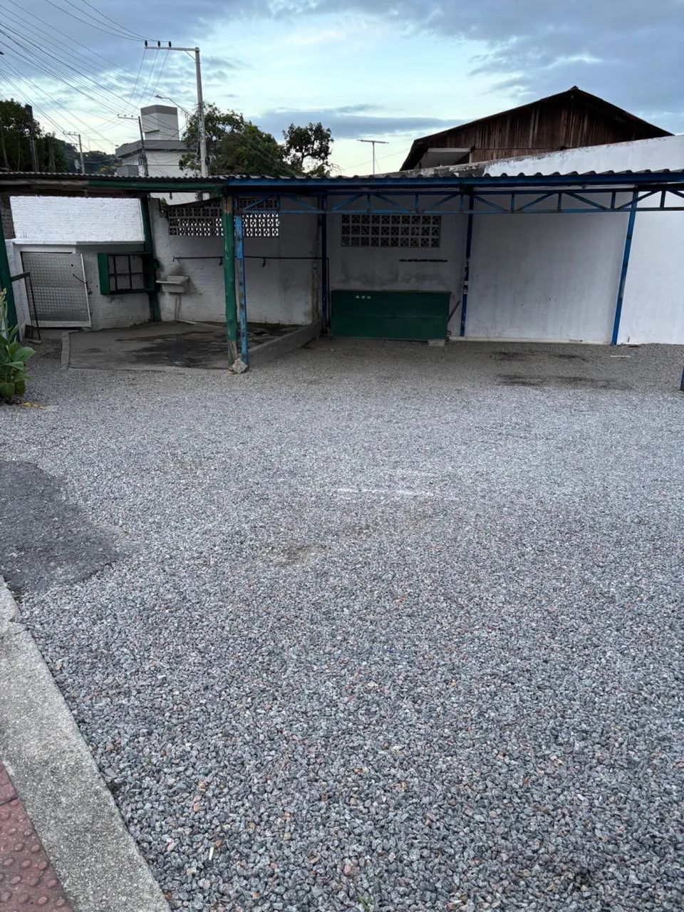 Aluga- se Espaço para Lavação Automotiva - Foto 2
