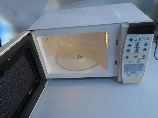 microondas Electrolux 20L - Foto 5