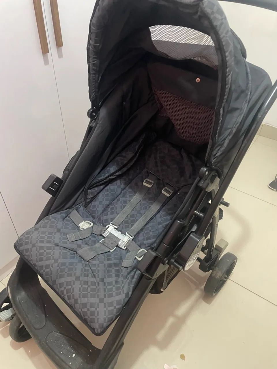 Vendo carrinho de bebê  - Foto 4