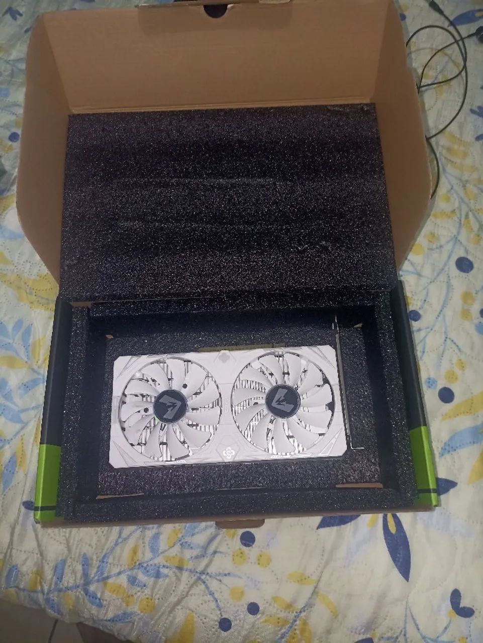 RX 6500 XT 4gb  - Foto 2