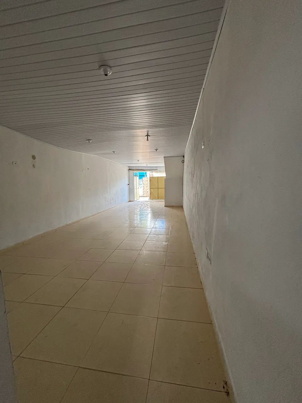 Alugo salão / Deposito na ur7