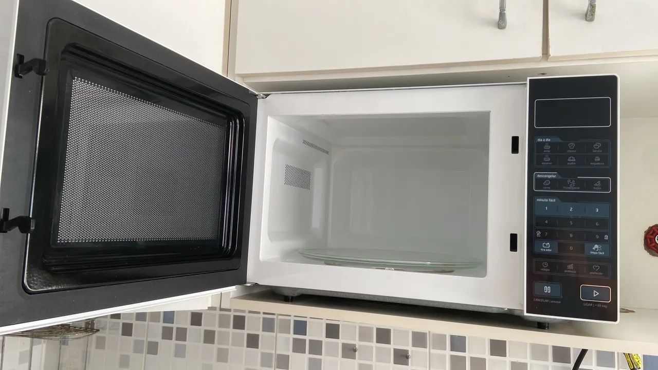Microondas Midea
