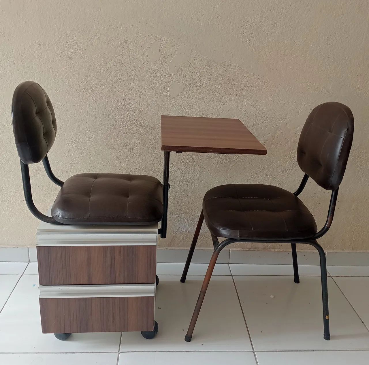 Cadeira para manicure e pedicure