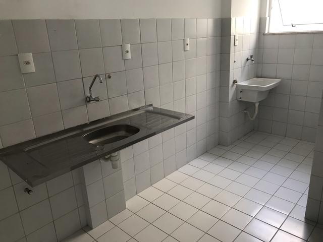 Léo tem Apartamento 2/4 térreo no bairro Brasília - Foto 6
