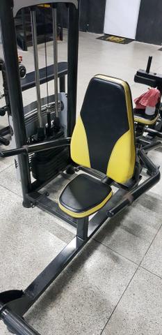 Máquina Tríceps Sentado HiperFitness