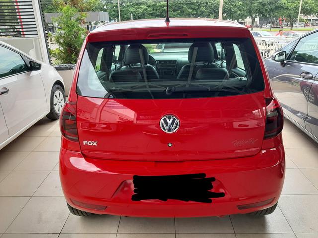 Vendo VW Fox 1.6 versão Rock IN RIO 13-14 valor: R$33.900,00 - Foto 5