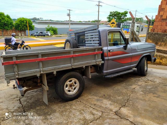 F 1000 - Foto 2