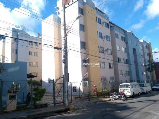 Apartamento com 2 dormitórios para alugar, 55 m² por r$ 700/mês - bandeirantes - juiz de f