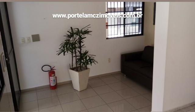 Apt. No Stella Maris, 3/4, 2 suítes, nascente, 78 m², há poucos minutos da praia - Foto 2