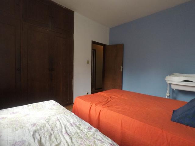 Casa 4 quartos com suite e 2 vagas de garagem lote grande - Foto 10