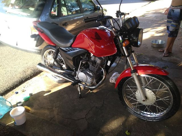 Vendo fan 125 motor mexido pra quem gosta