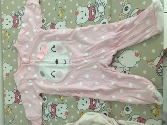 Roupa e Calçados de bebê