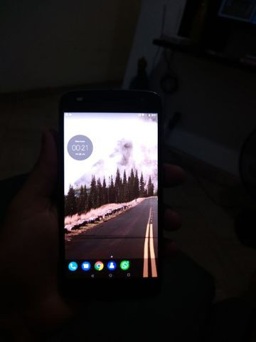 Moto z play