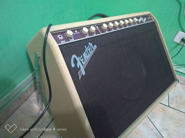 Amplificador fender super Sonic 60 w - Foto 2