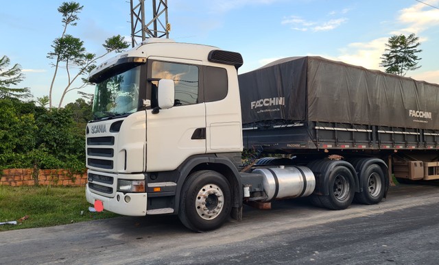VENDE-SE SCANIA G420 6X4