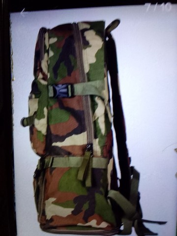 Mochila camuflada 75l  