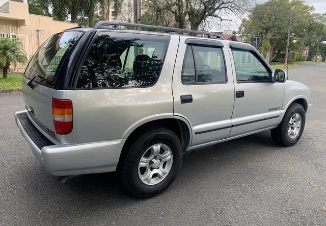 Chevrolet Blazer DLX 4.3 V6 4x2 1998  Chevrolet blazer, Suv, Tração  traseira