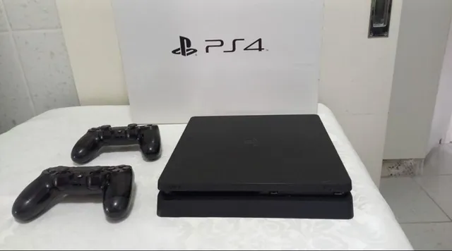 Consola Sony PS4 500GB + GTA V + Minecraft + Assassins Creed: Chronicles -  Consola - Compra na