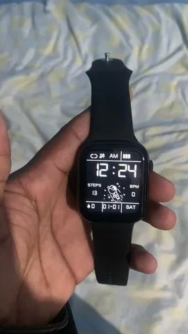 Smartwatch semi novo troca foto de fundo 