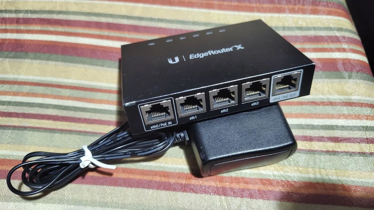 Roteador ubiquiti edgerouter erX 5 portas gigabit dual wan Conectividade e Dispositivos de