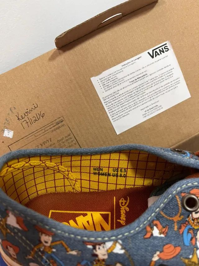 Tênis Vans Authentic x Toy Story Pixar Unissex Tam 37 - Foto 4