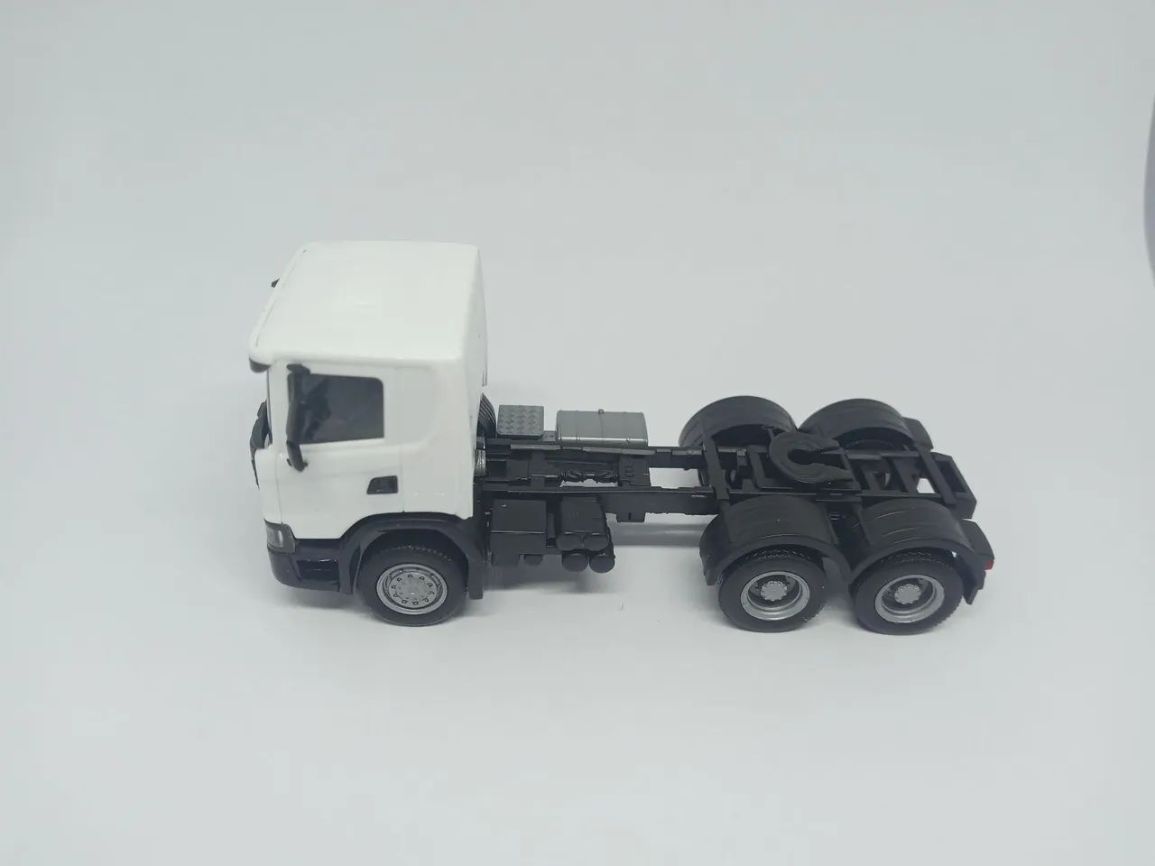 Caminhão Scania 6x6 - escala HO 1/87 herpa - Foto 4