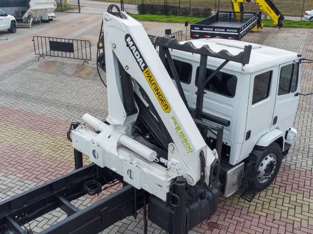 Munck Madal Palfinger PKB 15500 3H1M - 2013 - Com Controle Remoto - Instalada - Foto 5