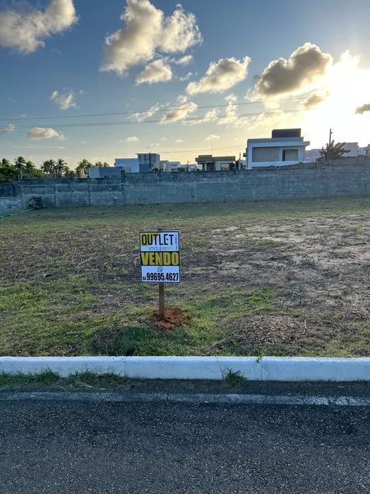 Lote no condomínio Monte Carlo 