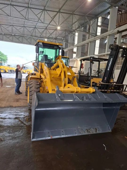 Pá carregadeira XGMA 12t - Foto 4