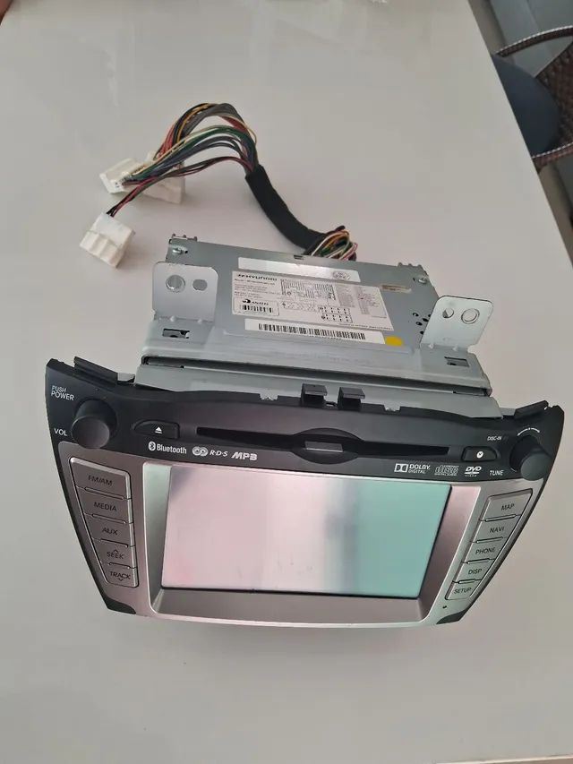 Multimídia ix35 não tá ligando 
