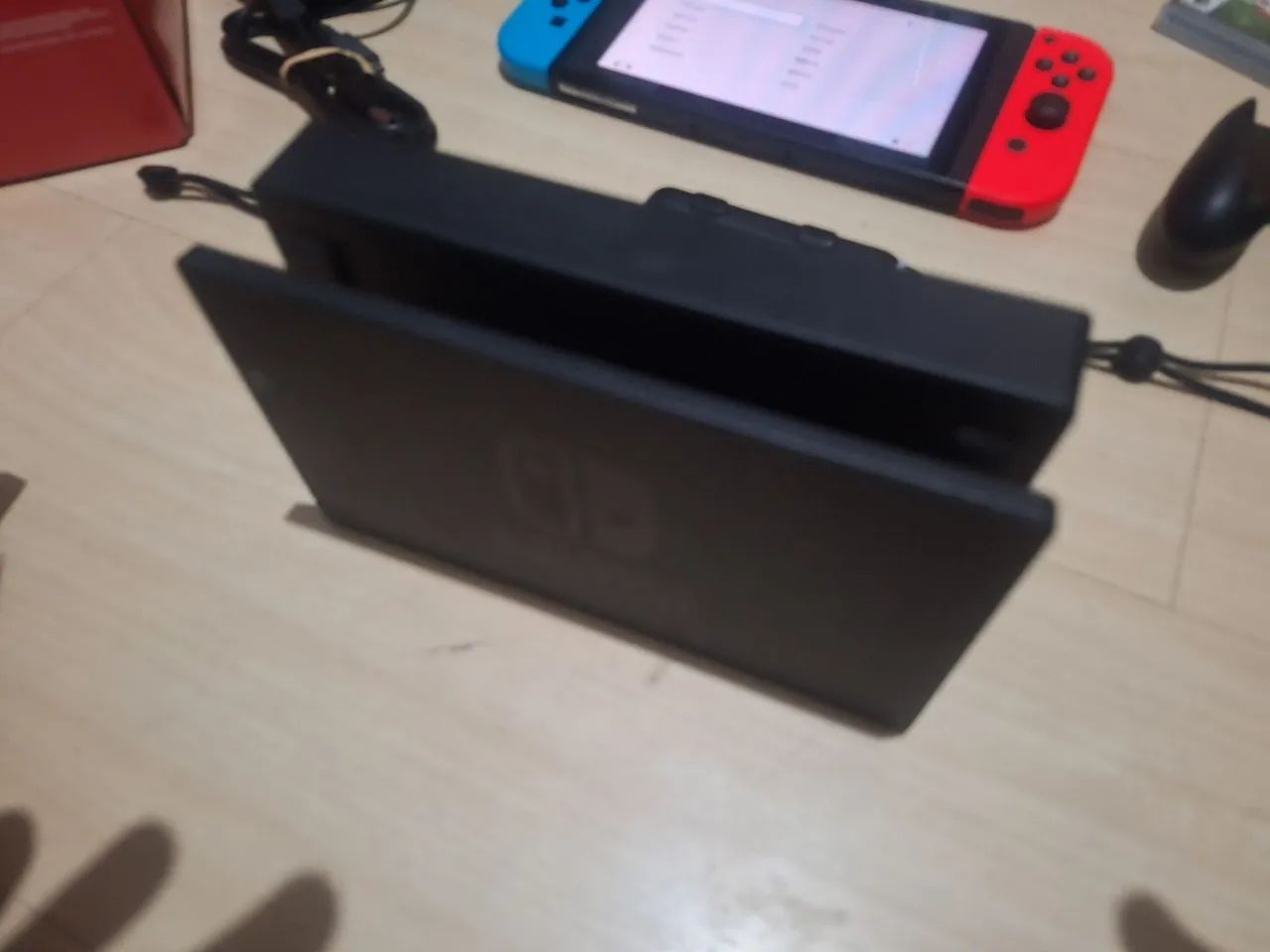 Nintendo Switch completo com dois jogos - Foto 3
