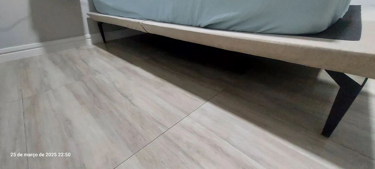 Base para cama Queen Size, de tecido linho com Pés de Metal - Foto 4