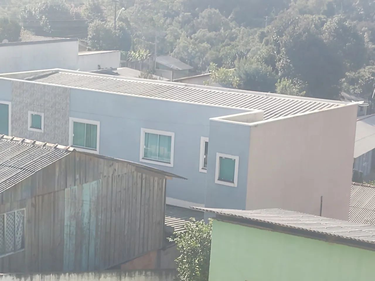 Vendo ou troco sobrado - Foto 4