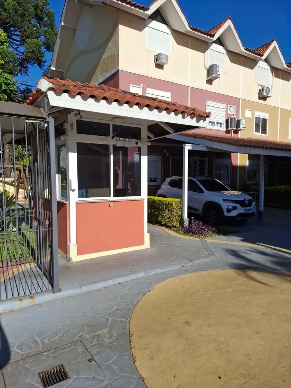 Este belo sobrado de 3 dormitórios, sendo 1 suíte, é a opção ideal para quem busca confort - Foto 4