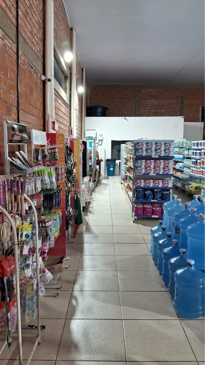 Venda de equipamento e móveis de mercado: Prateleiras, Geladeiras e Freezers!