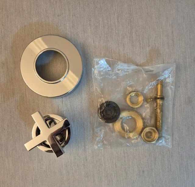 Acabamento Quadratta Clássica Deca p/registro d/pressão 1/2 3/4 Cromado - Foto 2