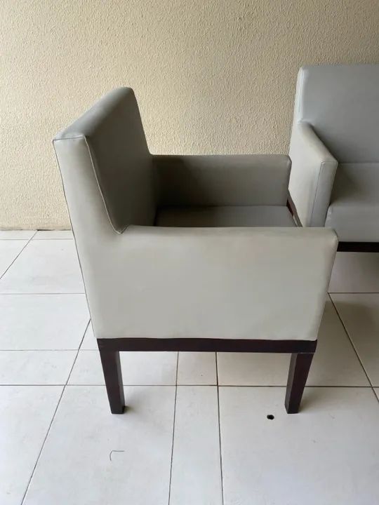 3 Poltronas em corino - Ótimo estado! - Foto 3