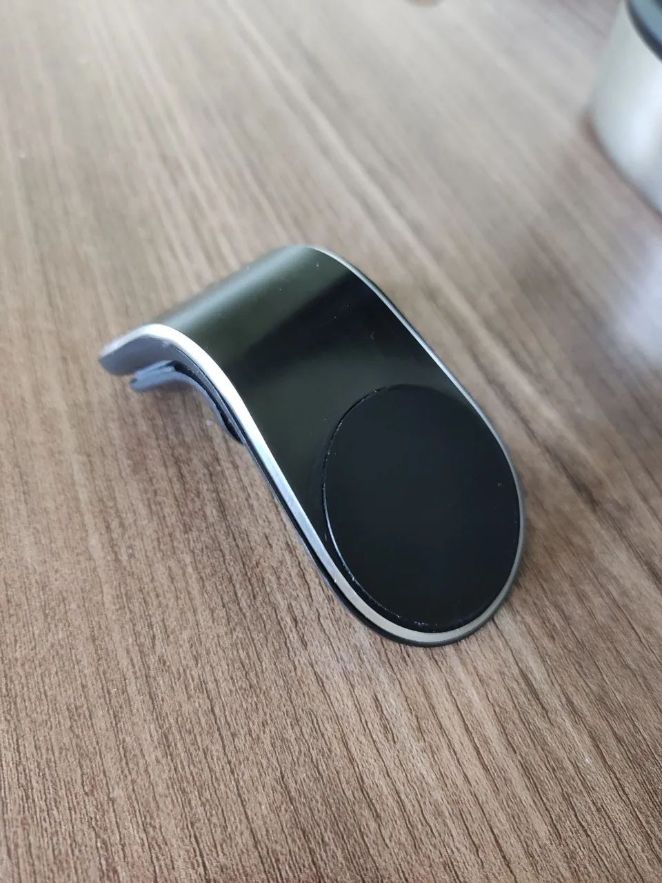 Suporte magnético automotivo