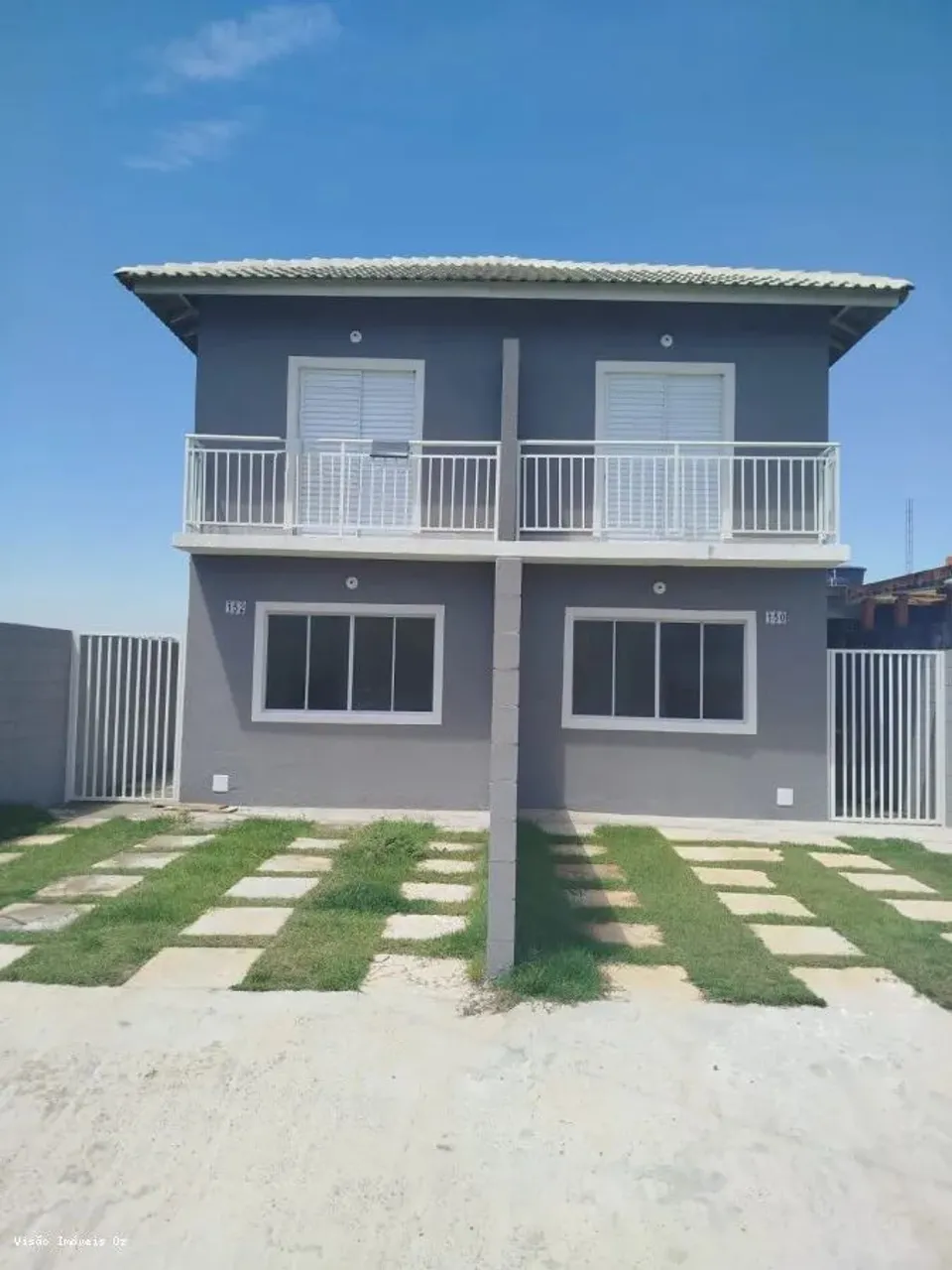 Sobrado para Venda em Cotia, Residencial Caucaia I, 2 dormitórios, 2 banheiros, 2 vagas