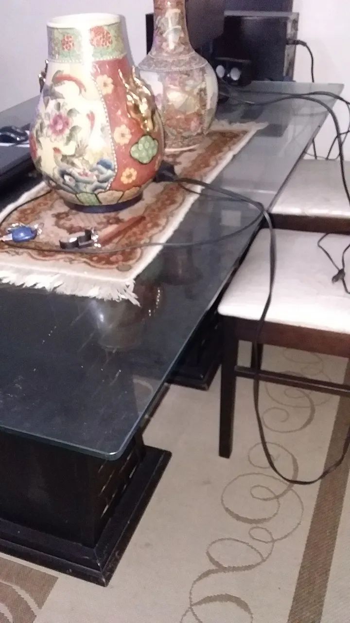 MESA DE JANTAR TAMPO EM VIDRO TEMPERADO COM 6 CADEIRAS NA COR TABACO - Foto 4