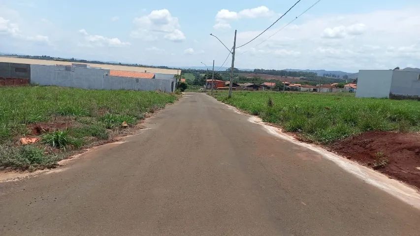 Terreno 125m² Documentado - Loteamento Adauto Leite - Delfinópolis/MG