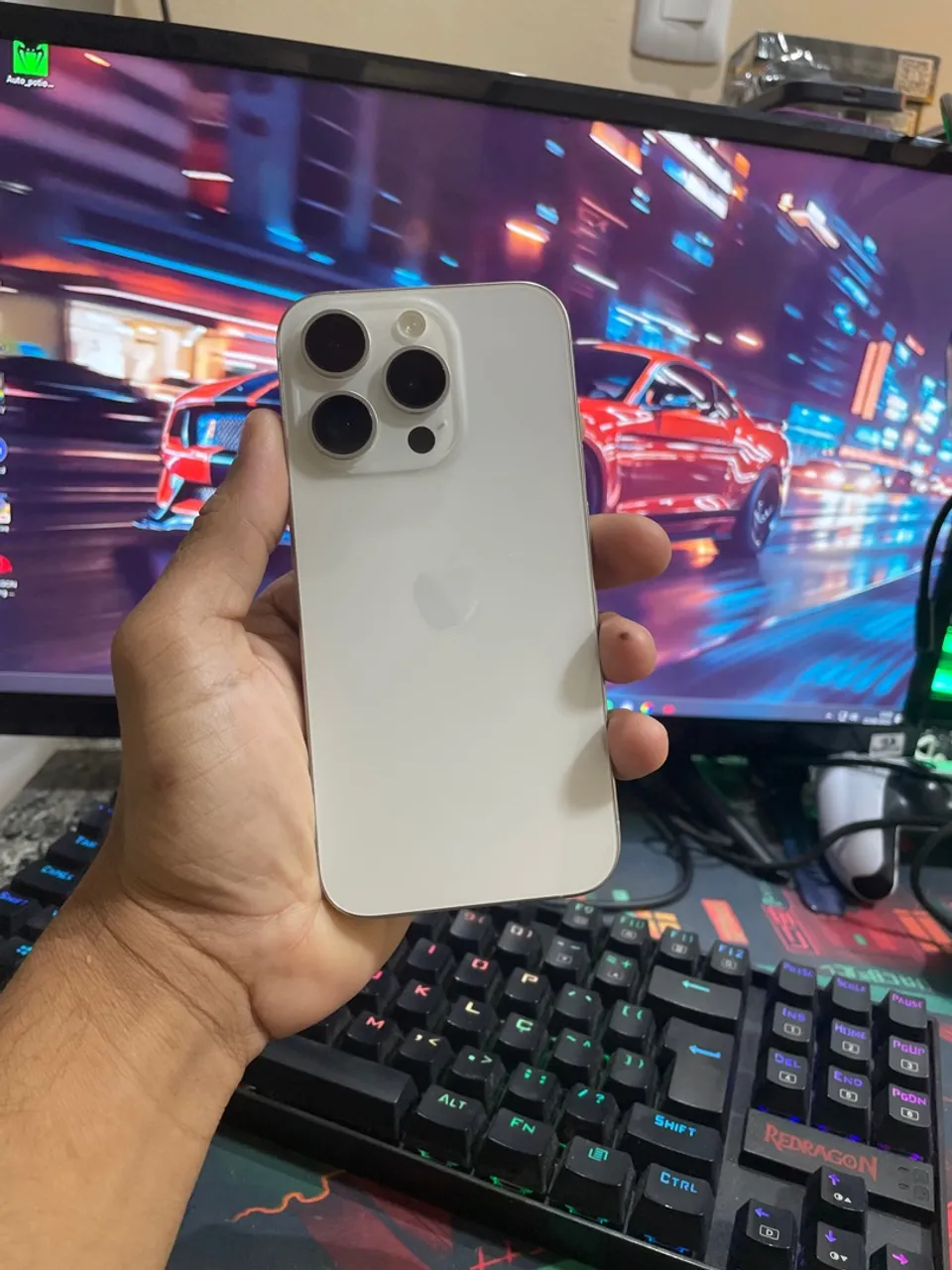 iPhone 15 pro 512gb