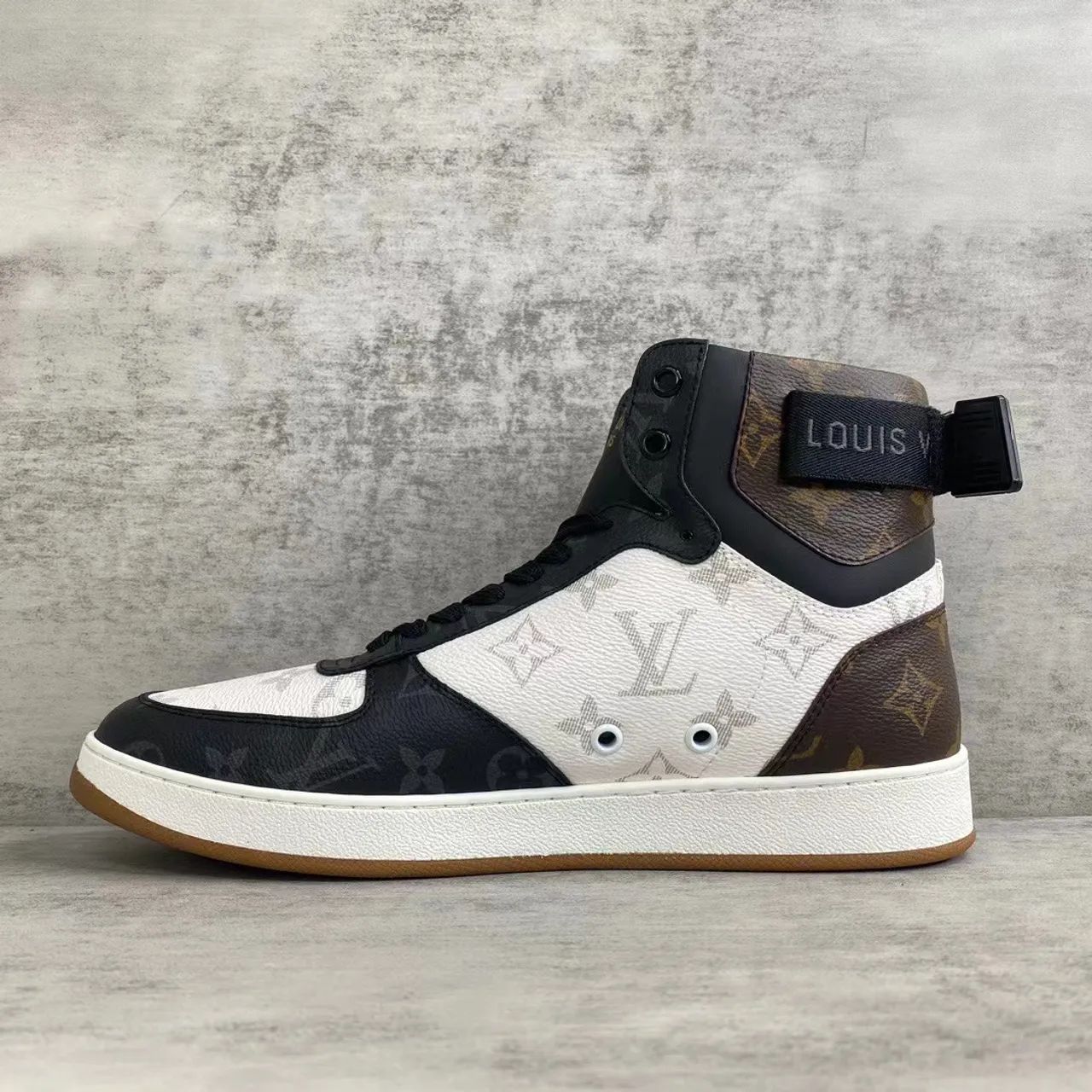 Tênis Louis Vuitton High-Top - Foto 3