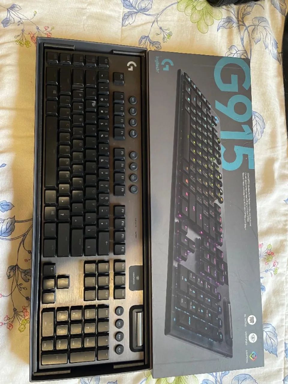 Teclado mecânico LOGITECH G915  LIGHTSPEED, RGB, LOW PROFILE