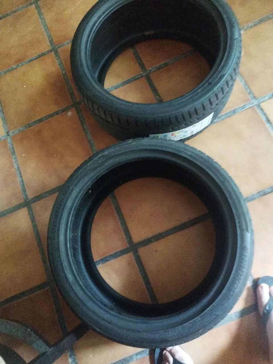 Pneu Hankook 245/35ZR18 92Y XL - Foto 2