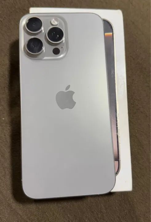 iPhone 15 Pro Max Titanium GB 256 bateria 98% - Foto 2