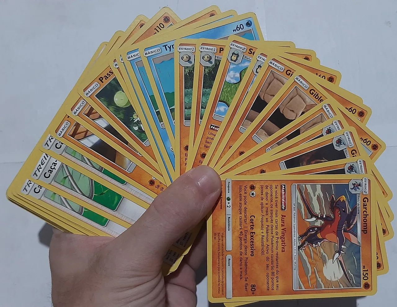 Deck garchomp cartas originais de pokémon - Foto 2