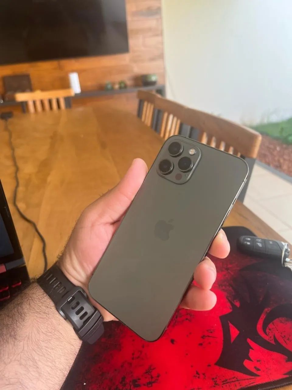 iPhone 12 Pro Max /128GB / Grafite / Saúde de bateria 76% / R